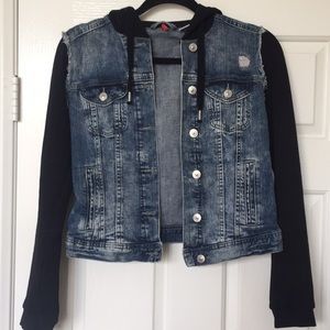 Jean jacket / sweatshirt combo